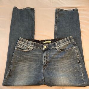 Levi’s 525 Perfect Waist Straight Jeans